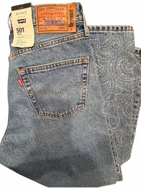 Levi's Light Blue 501™ Jeans with Rhinestone Swirl Detail